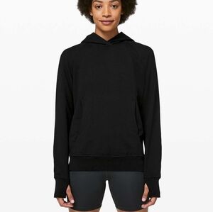 Lululemon Scuba Pullover in Black